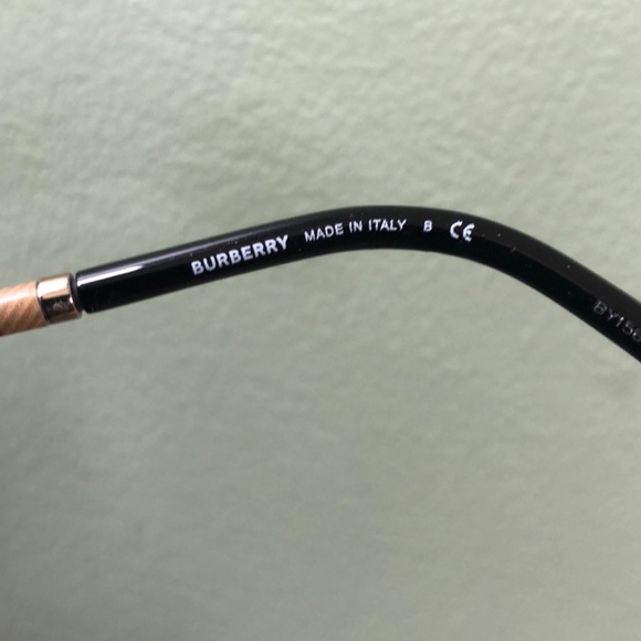 Burberry B4235-Q Sunglasses main image 4